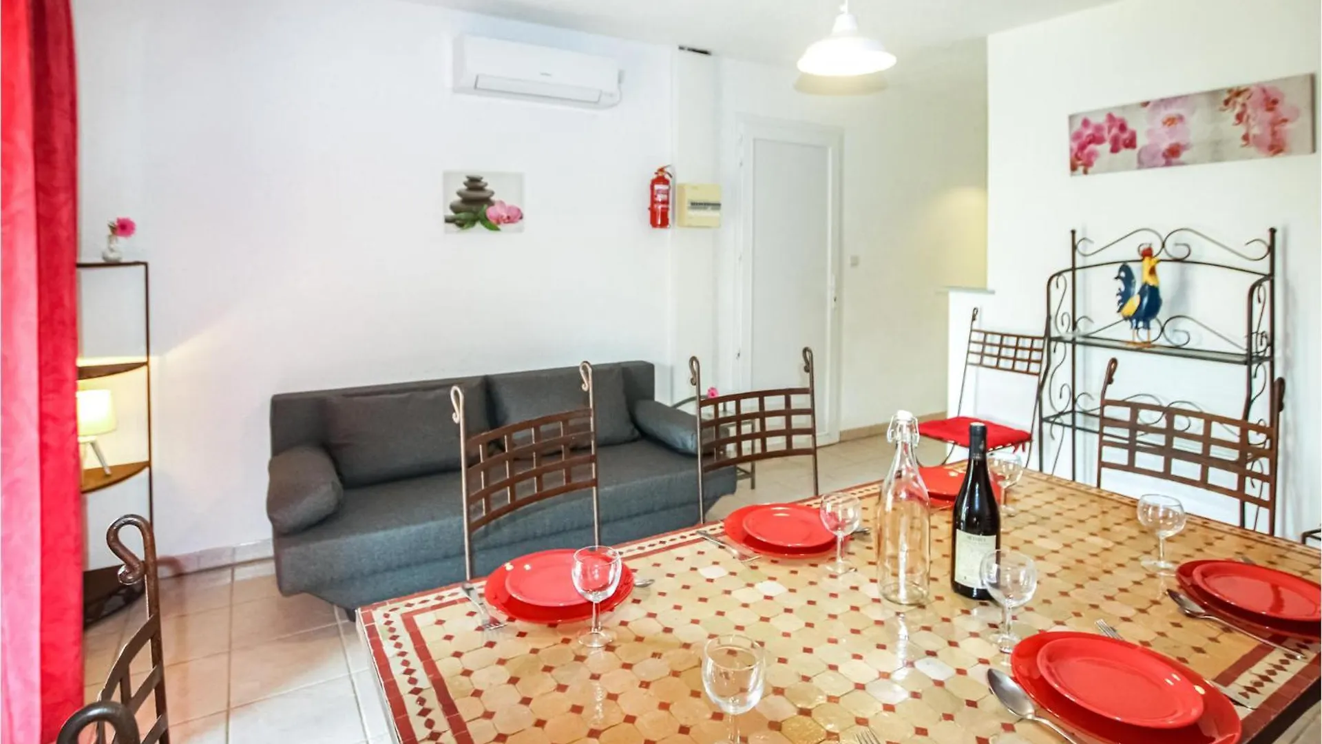 Pet Friendly Home In Grospierres With Wifi 0*,  Frankreich