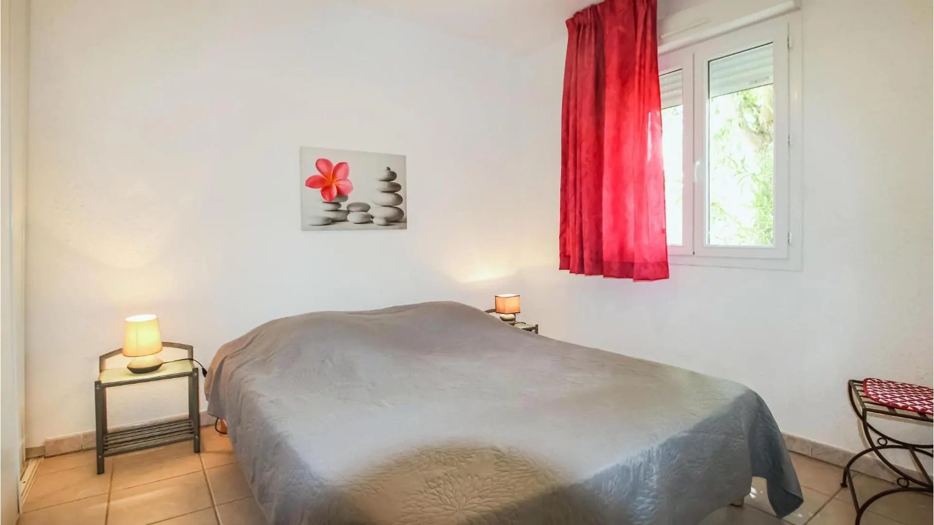 Ferienhaus Pet Friendly Home In Grospierres With Wifi Frankreich